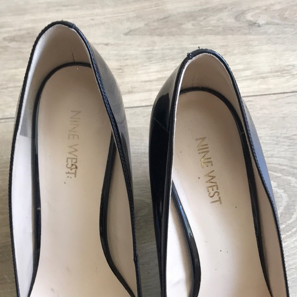 Heels - Picture 3 of 5